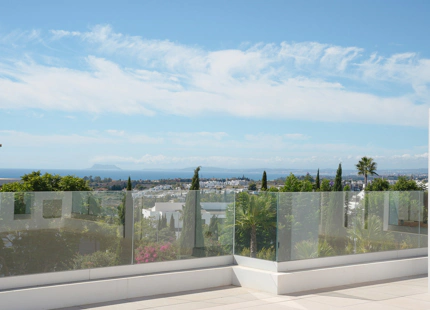 Villa for sale in Los Flamingos, Benahavis