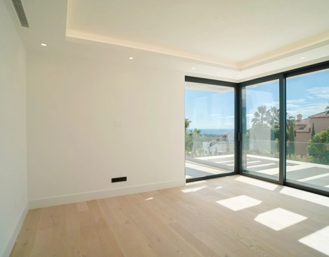 Villa for sale in Los Flamingos, Benahavis