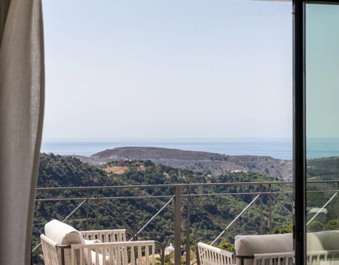 Villa for sale in Monte Mayor, Benahavis