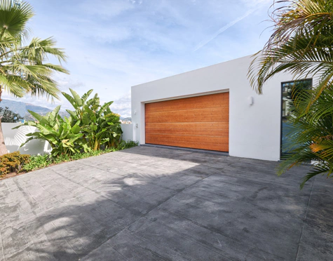 Villa for sale in La Alqueria, Benahavis