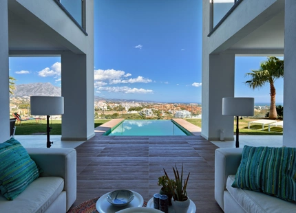 Villa en venta en La Alqueria, Benahavis