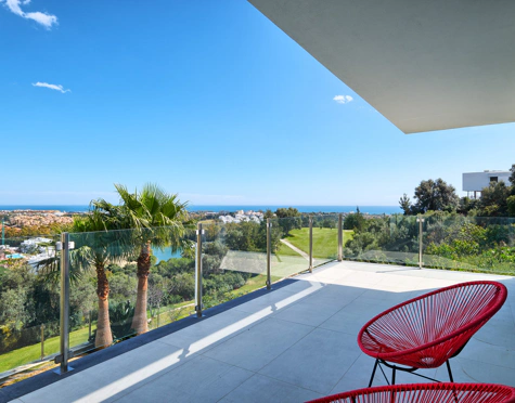 Villa for sale in La Alqueria, Benahavis