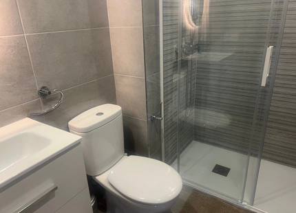 ENCANTADOR APARTAMENTO EN PUERTO BANÚS