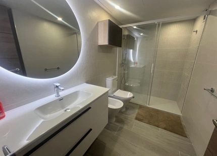 ENCANTADOR APARTAMENTO EN PUERTO BANÚS