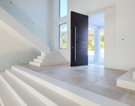 Villa for sale in El Madroñal, Benahavis