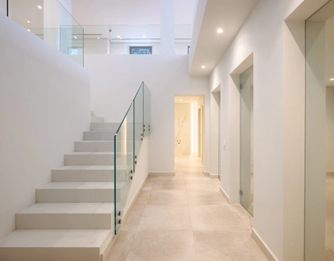 Villa for sale in El Madroñal, Benahavis