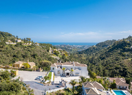 VILLA IMPRESIONANTE EN VENTA EN EL MADROÑAL
