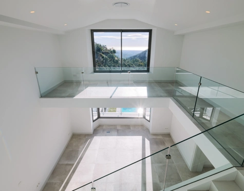 Villa for sale in El Madroñal, Benahavis
