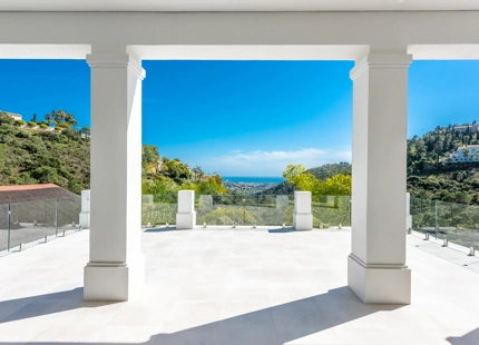 VILLA IMPRESIONANTE EN VENTA EN EL MADROÑAL