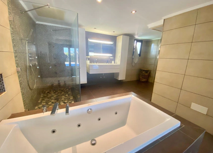 Villa en venta en Marbella Golden Mile