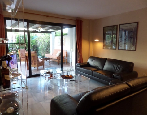 Apartamento Planta Baja en alquiler a corta temporada en Marbella - Puerto Banus