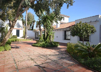 Villa for short term rent in Marbella