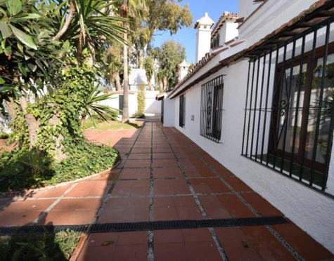 Villa for short term rent in Marbella
