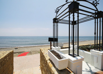 ÁTICO CON TERRAZA ORIENTADA AL SUR EN ALCAZABA BEACH