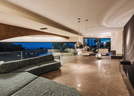ULTRAMODERN VILLA FOR SALE IN BENAHAVIS