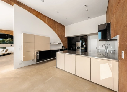 ULTRAMODERN VILLA FOR SALE IN BENAHAVIS