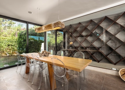 ULTRAMODERN VILLA FOR SALE IN BENAHAVIS