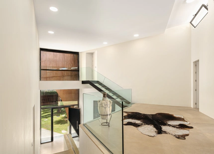 ULTRAMODERN VILLA FOR SALE IN BENAHAVIS