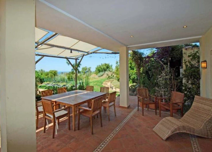 Villa for sale in El Rosario, Marbella East