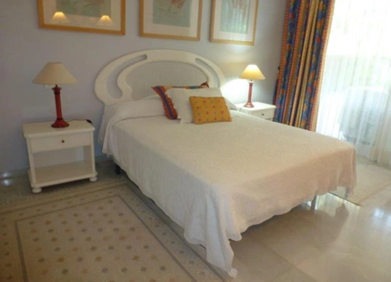 Ground Floor Apartment for short term rent in Alcazaba Beach, Estepona East