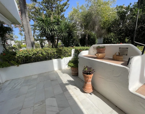 Apartamento Planta Baja en alquiler a corta temporada en Alcazaba Beach, Estepona East