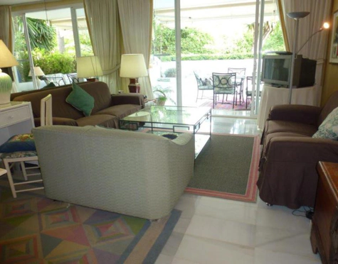 Apartamento Planta Baja en alquiler a corta temporada en Alcazaba Beach, Estepona East