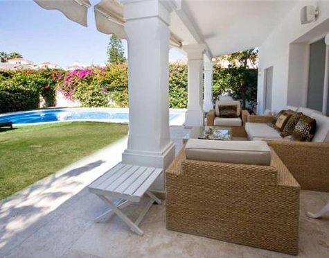 Villa en alquiler a corta temporada en Marbella - Puerto Banus