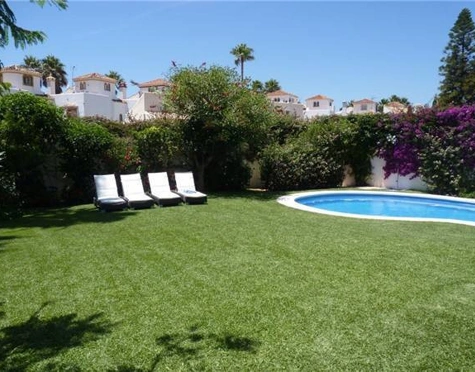Villa en alquiler a corta temporada en Marbella - Puerto Banus