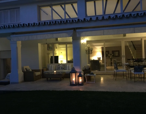 Villa en alquiler a corta temporada en Marbella - Puerto Banus