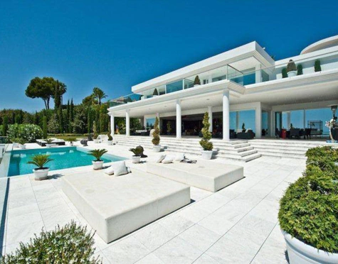 Villa for short term rent in Marbella Golden Mile