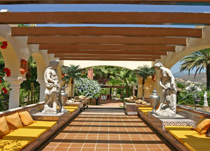 Villa for long term rent in Nueva Andalucia, Marbella