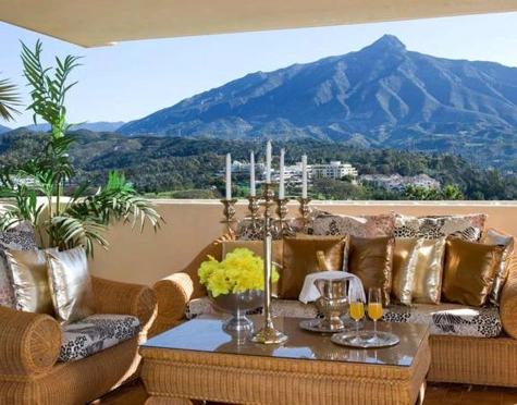 Villa en alquiler larga temporada en Nueva Andalucia, Marbella