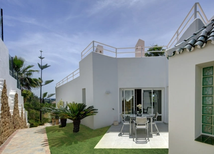 Villa for sale in La Quinta, Benahavis