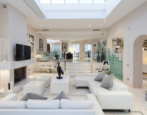 Villa for sale in La Quinta, Benahavis