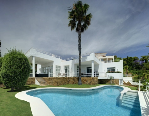 Villa for long term rent in La Quinta, Benahavis