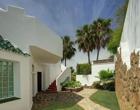 Villa for sale in La Quinta, Benahavis