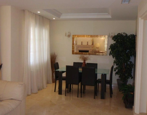 Villa en alquiler a corta temporada en Marbella - Puerto Banus