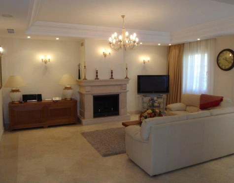 Villa en alquiler a corta temporada en Marbella - Puerto Banus