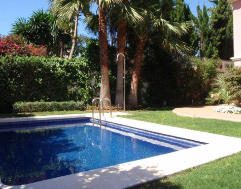 Villa en alquiler a corta temporada en Marbella - Puerto Banus