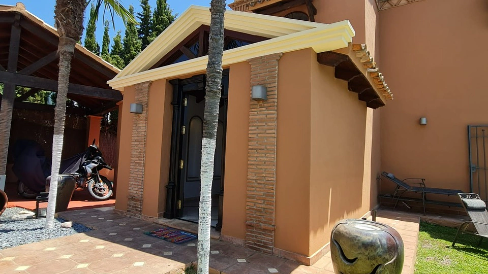 Villa en alquiler larga temporada en Costalita, Estepona Este
