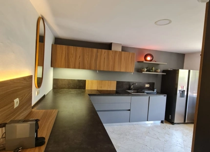 LUJOSA VILLA JUNTO A LA PLAYA EN ALQUILER EN COSTALITA