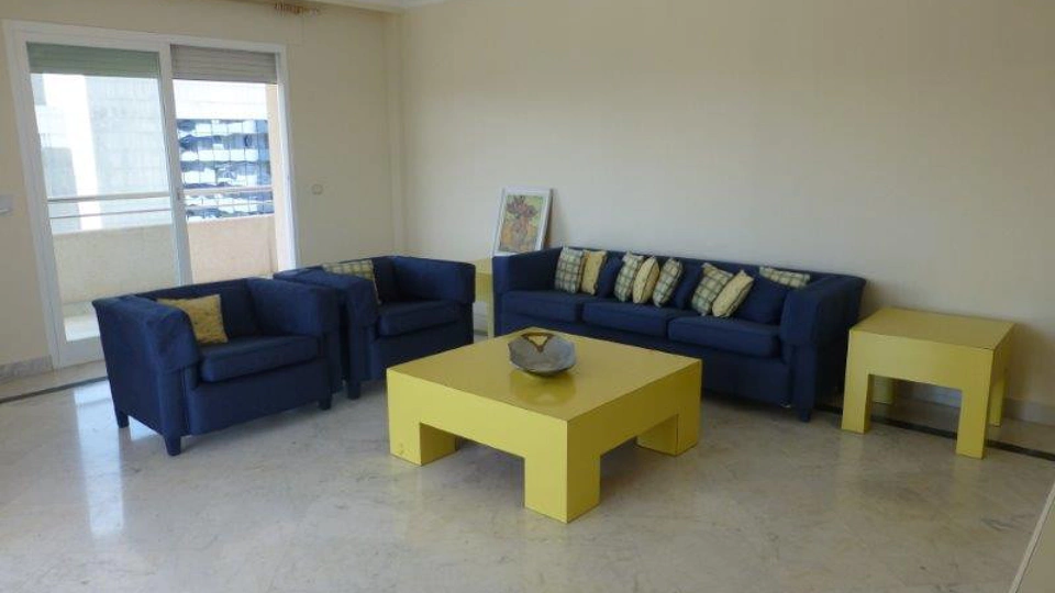 Apartment for long term rent in Marbella - Puerto Banus