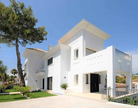 Villa en alquiler a corta temporada en Marbella - Puerto Banus