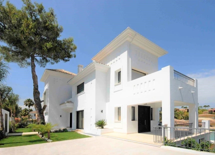 Villa for long term rent in Marbella - Puerto Banus
