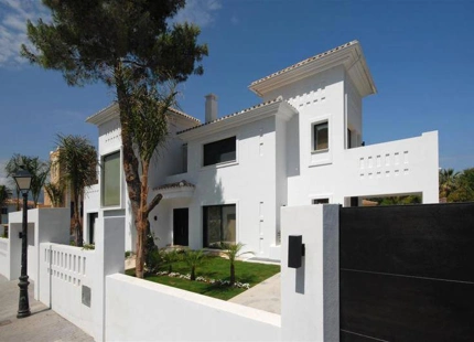 Villa for long term rent in Marbella - Puerto Banus