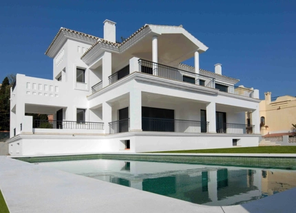 Villa for long term rent in Marbella - Puerto Banus