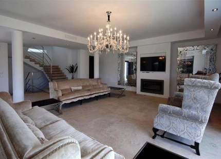 Villa for long term rent in Marbella - Puerto Banus