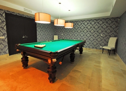 Villa for long term rent in Marbella - Puerto Banus