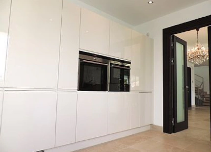 Villa for long term rent in Marbella - Puerto Banus