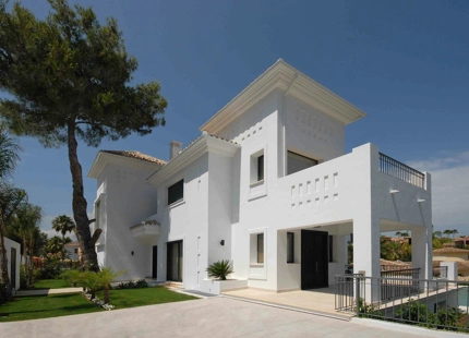Villa for long term rent in Marbella - Puerto Banus